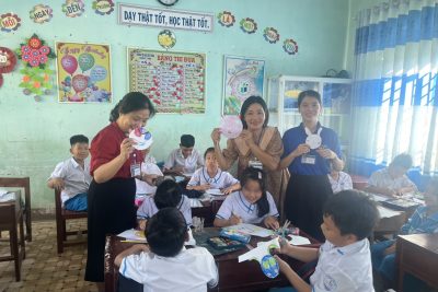BÀI HỌC STEM: THỰC HÀNH VẼ ĐƯỜNG TRÒN- VẼ TRANG TRÍ( Tiết học liên môn Toán- Mĩ thuật)